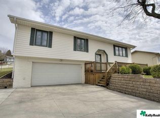 7205 S 53rd St, Bellevue, NE 68157
