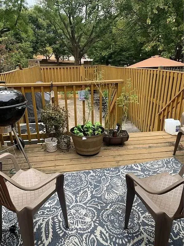 748 McHenry St — Photo 3