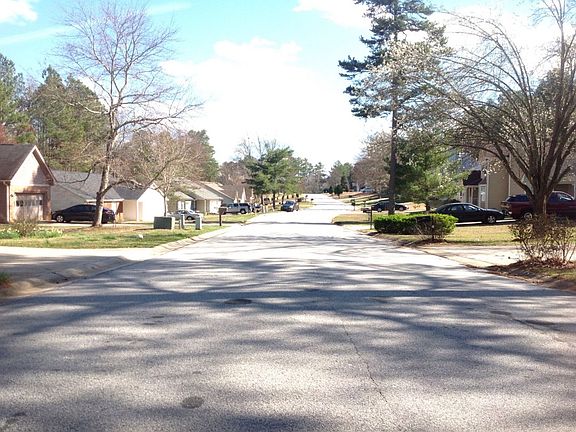5th image of 2400 Bankston Cir