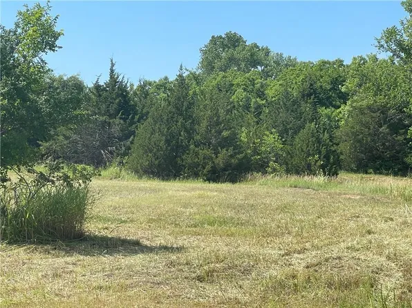 41539 Cottage Dr #17&18, Shawnee, OK 74804