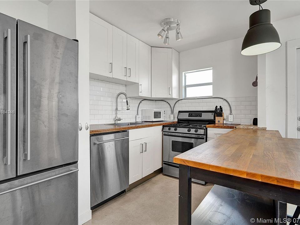 1st image of 301 Jefferson Ave APT 5E