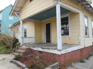 205 Glenn St, Newberry, SC 29108