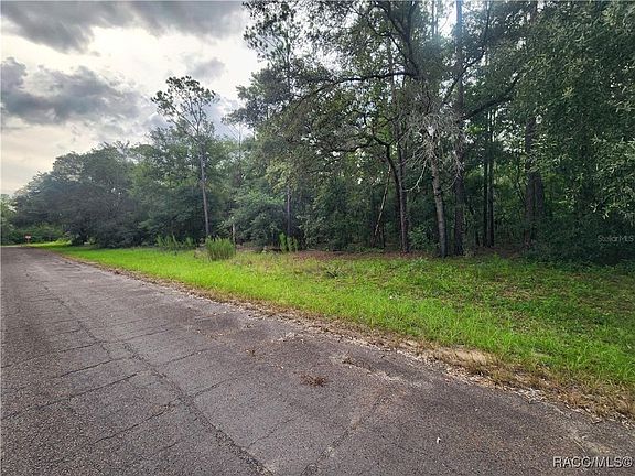 2nd image of 199 E Cory Ln