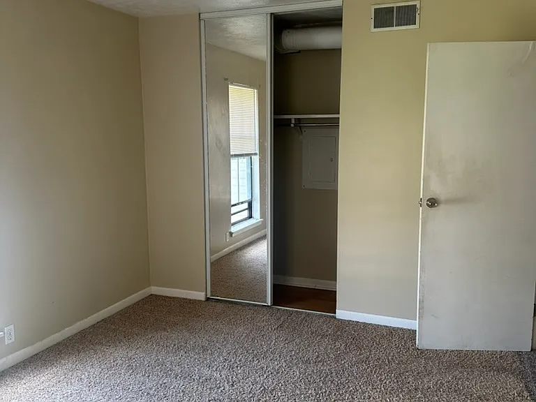 708 Dondee Dr #2 — Photo 15