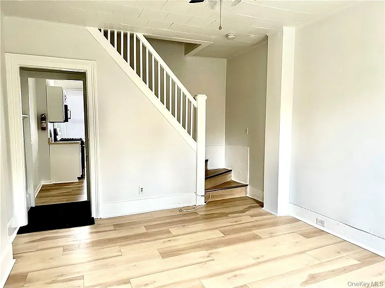9 Hornbeck Ave — Photo 8