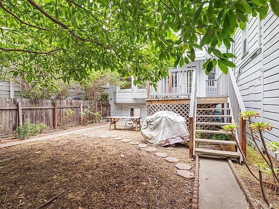 5th image of 1166 S Van Ness Ave #2
