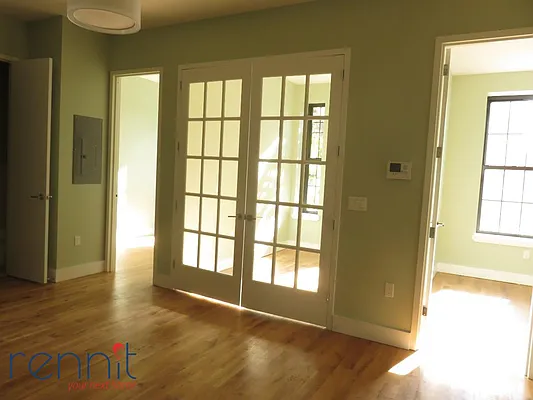 Rented by Rennit Inc. | media 24