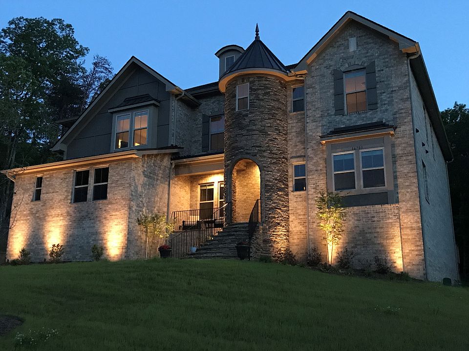 2nd image of 16703 Bastille Dr