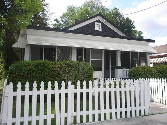 3rd image of 1022 Scriven St