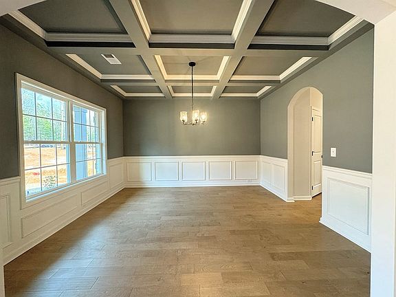 4th image of 292 Lee Road 155