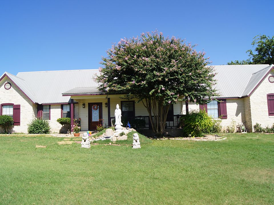 2nd image of 1501 County Road 137