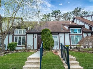 26 Amesworth Court, Middle Island, NY 11953