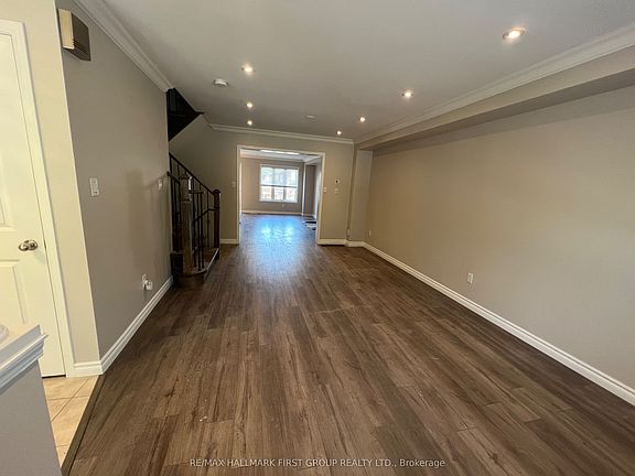 5th image of 2424 Tillings Rd