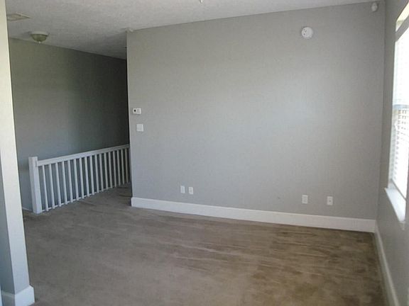 4th image of 1519 Avenue M #2