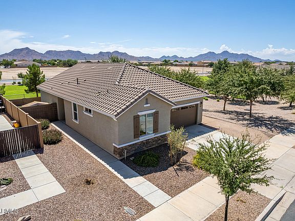 4th image of 21077 E Pecan Lane