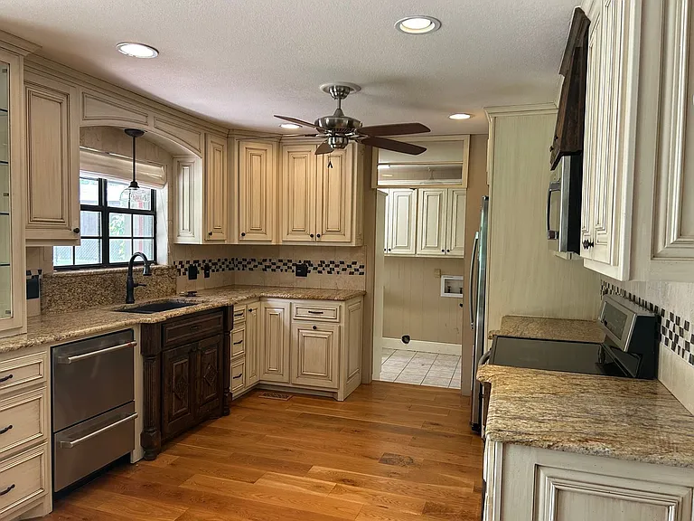 23 N Howard Pl — Photo 6