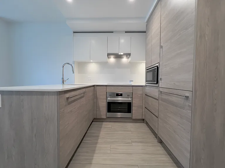 13615 Fraser Hwy #605 — Photo 3