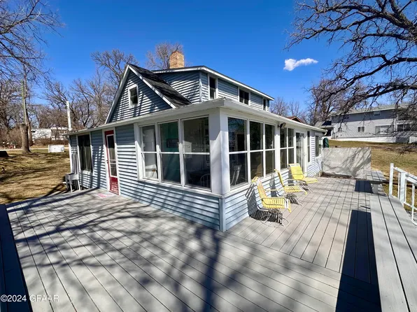 14821 Maple Inn Rd SE, Mentor, MN 56736