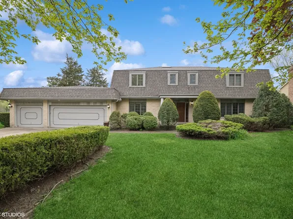 1033 Coventry Dr, Lake Forest, IL 60045