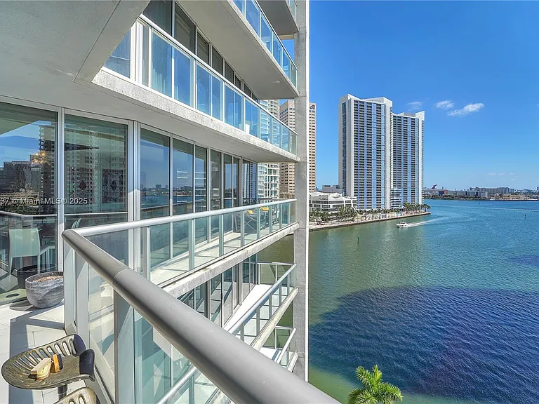 465 Brickell Ave #1001 — Photo 41