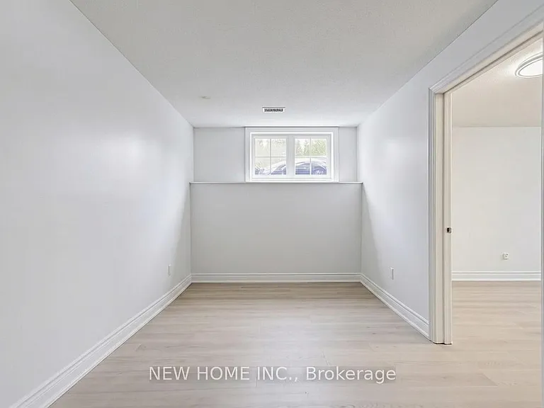784 Rockaway Rd — Photo 30