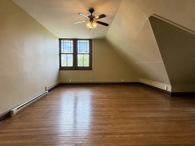 110 E High St #3B — Photo 7