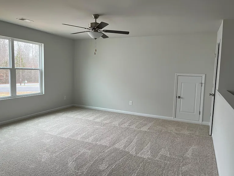 629 Cam Cir — Photo 18