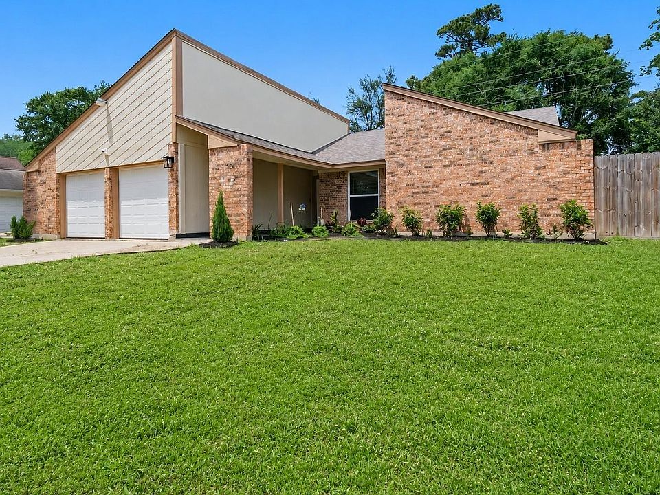 1st image of 5323 Mossgrey Ln