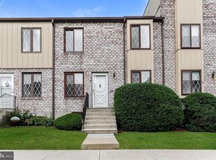 5200 Hilltop Dr APT Aa17, Brookhaven, PA 19015