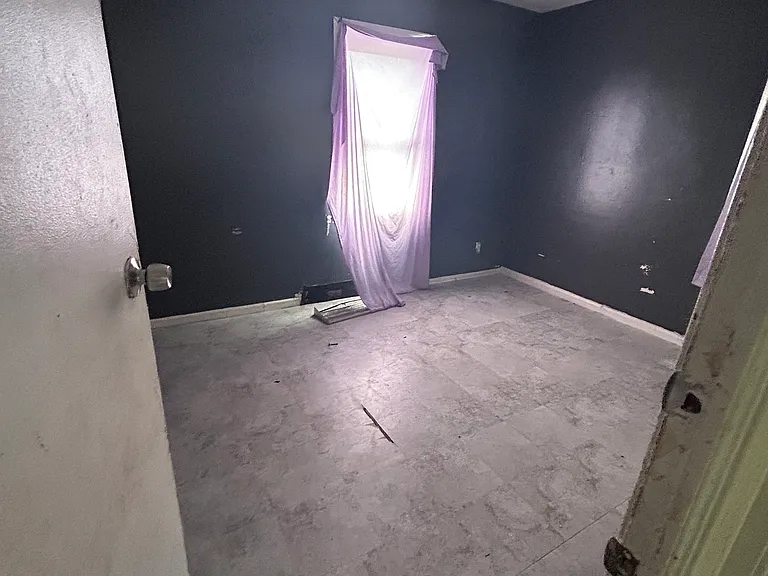 12715 E State Fair St — Photo 10
