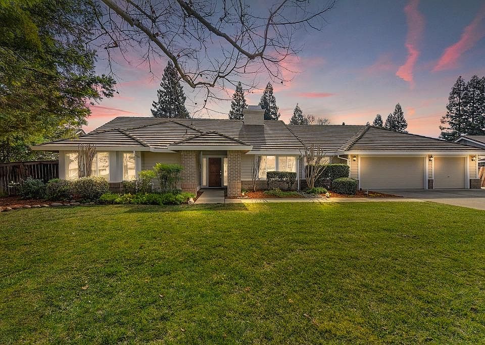 1st image of 10260 Cavalletti Dr