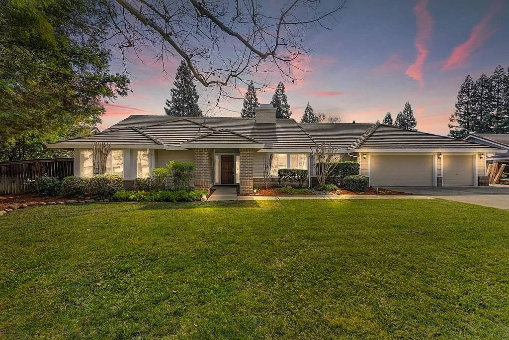 10260 Cavalletti Dr photo 1
