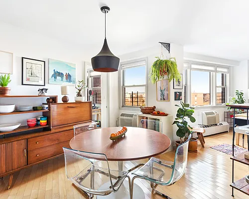 Sold by Douglas Elliman | media 12