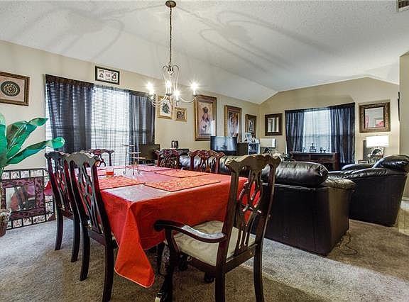 5th image of 511 Coral Reef Ln