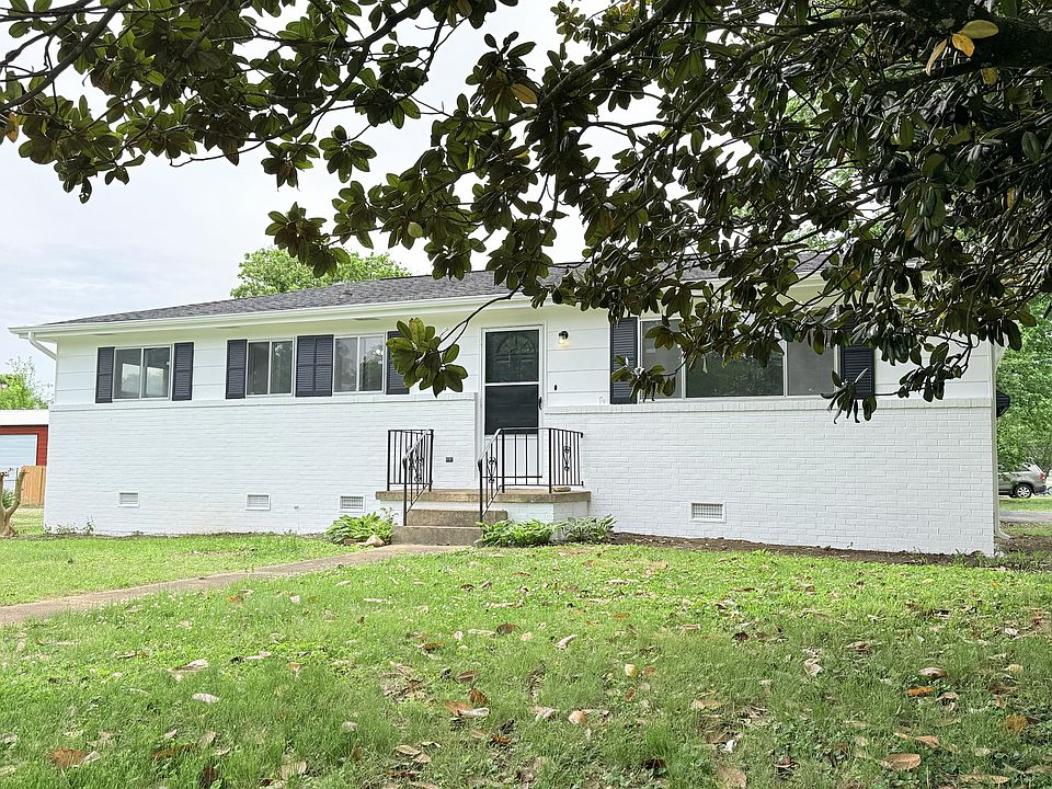 1st image of 10 Mary Ln
