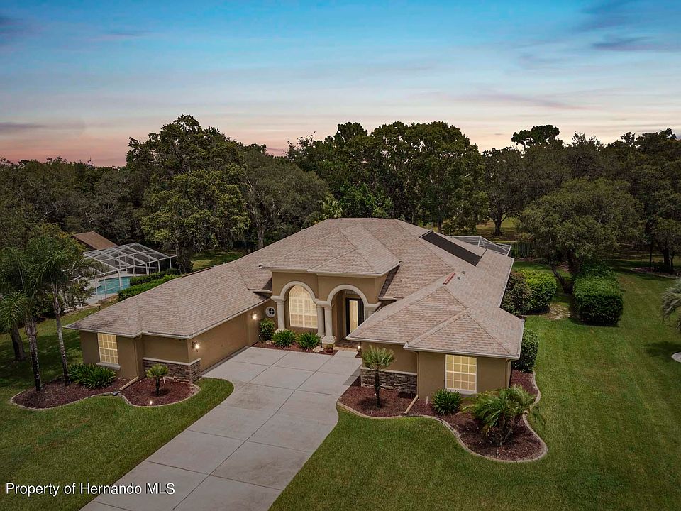 1st image of 18222 Winding Oaks Blvd
