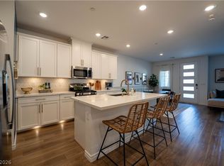 600 N Carriage Hill Dr #1061, Las Vegas, NV 89138