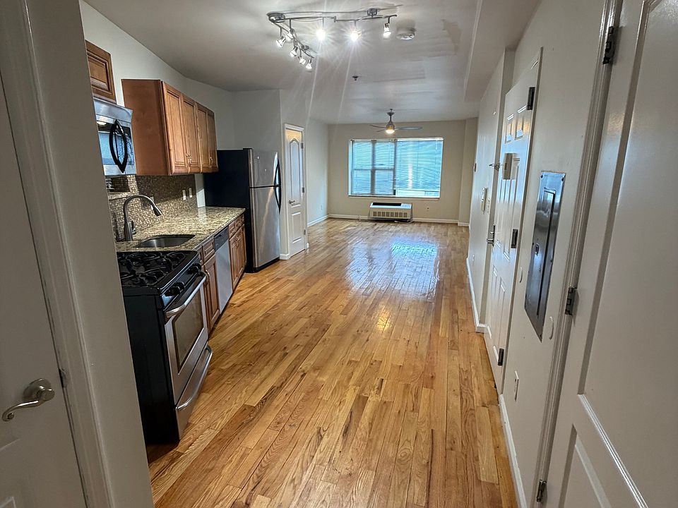 1st image of 529 54th St APT 7