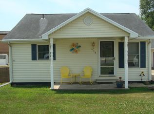 408 McArthur St, Muscatine, IA 52761