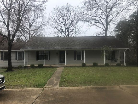 2nd image of 2609 Stoneleigh Dr
