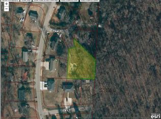 1907 Cooper Dr, Paris, TN 38242