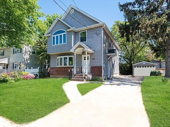 2nd image of 34 Starke Ave