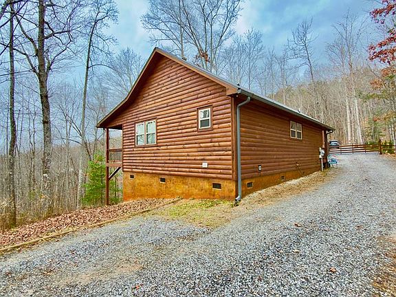 4th image of 449 Legendary Ridge Rd