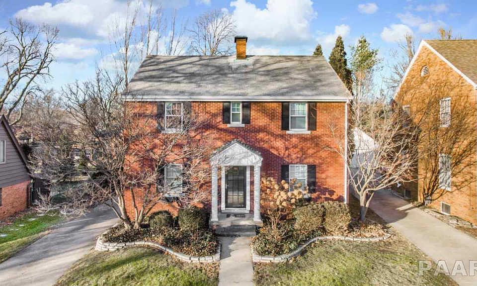1st image of 313 W Hollyridge Cir