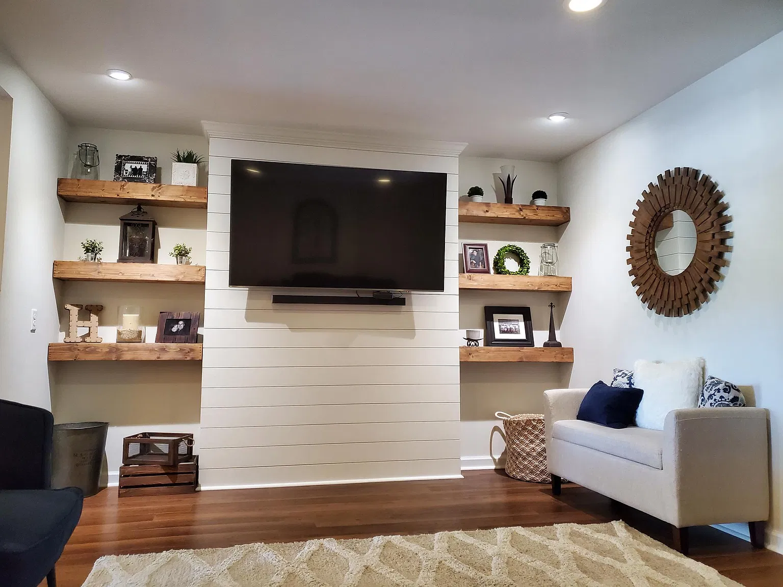 726 Vision Rd — Photo 3