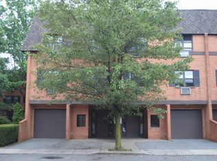 21962 64th Ave FLOOR 2, Oakland Gardens, NY 11364
