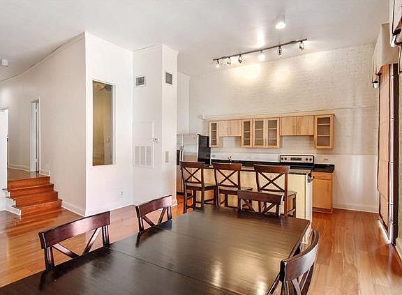 3rd image of 448 Julia St APT 304