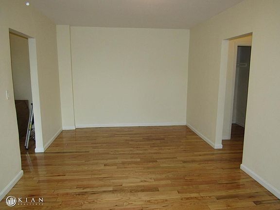 3rd image of 15110 35th Ave APT G