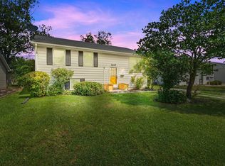 1217 Cinnamon Rd, Fort Wayne, IN 46825