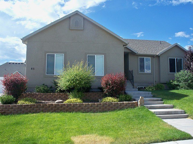1st image of 83 W Bermuda Dr
